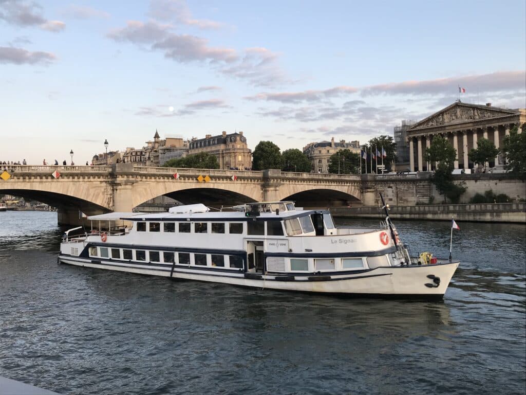 Péniche - Le Signac - Paris - Fleuv