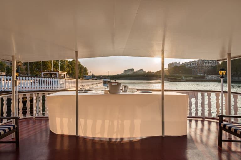 Péniche - Mississippi - Paris - Fleuv