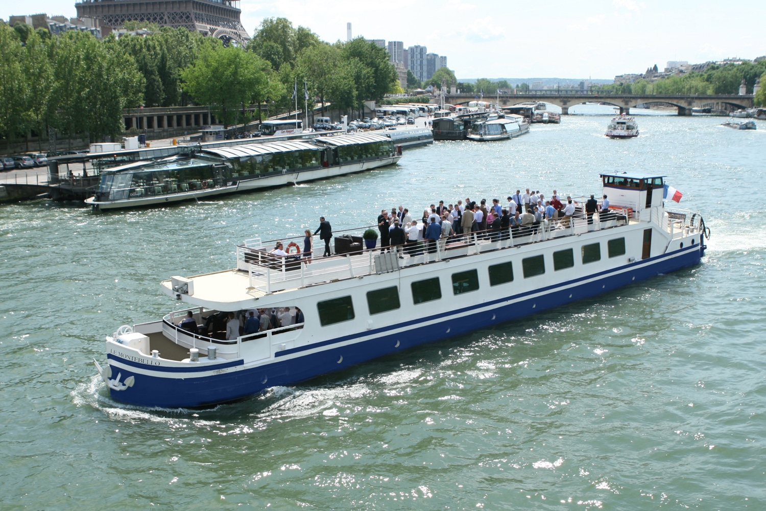 Péniche - Le Montebello - Paris - Fleuv