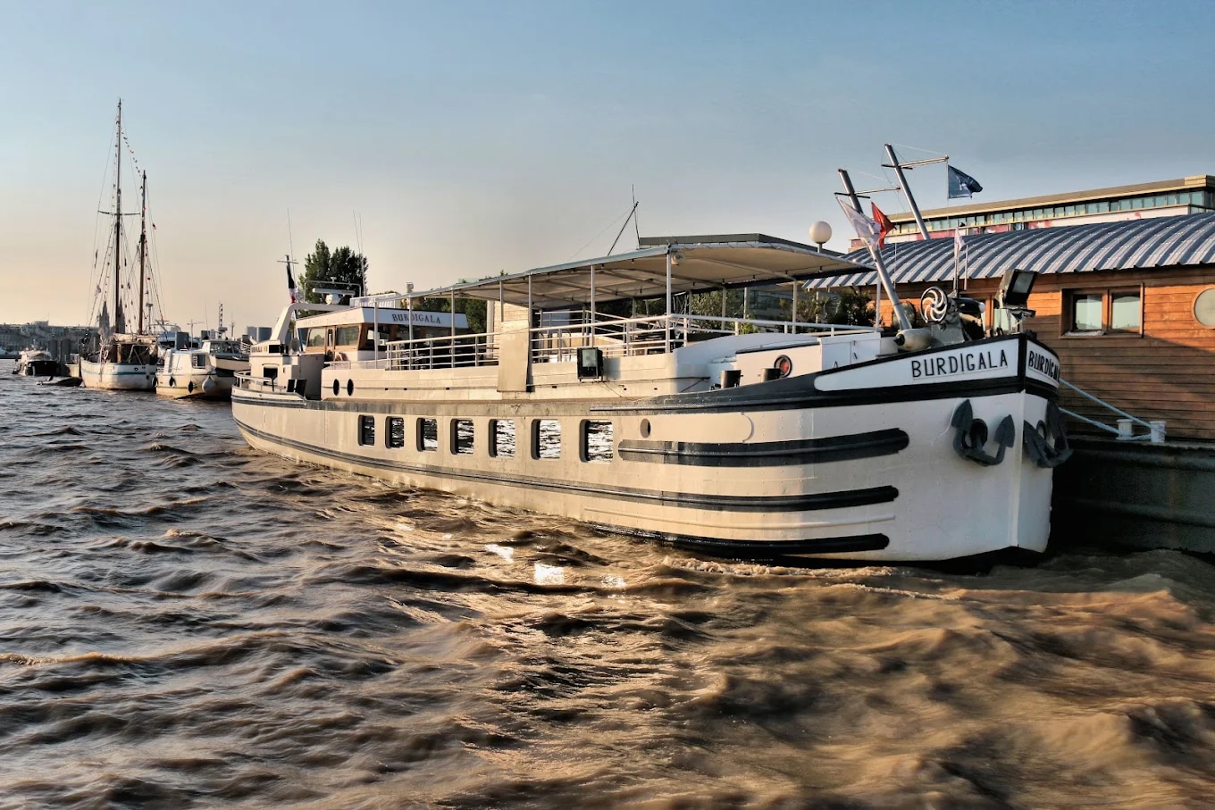Péniche - Burdigala - Bordeaux - Fleuv